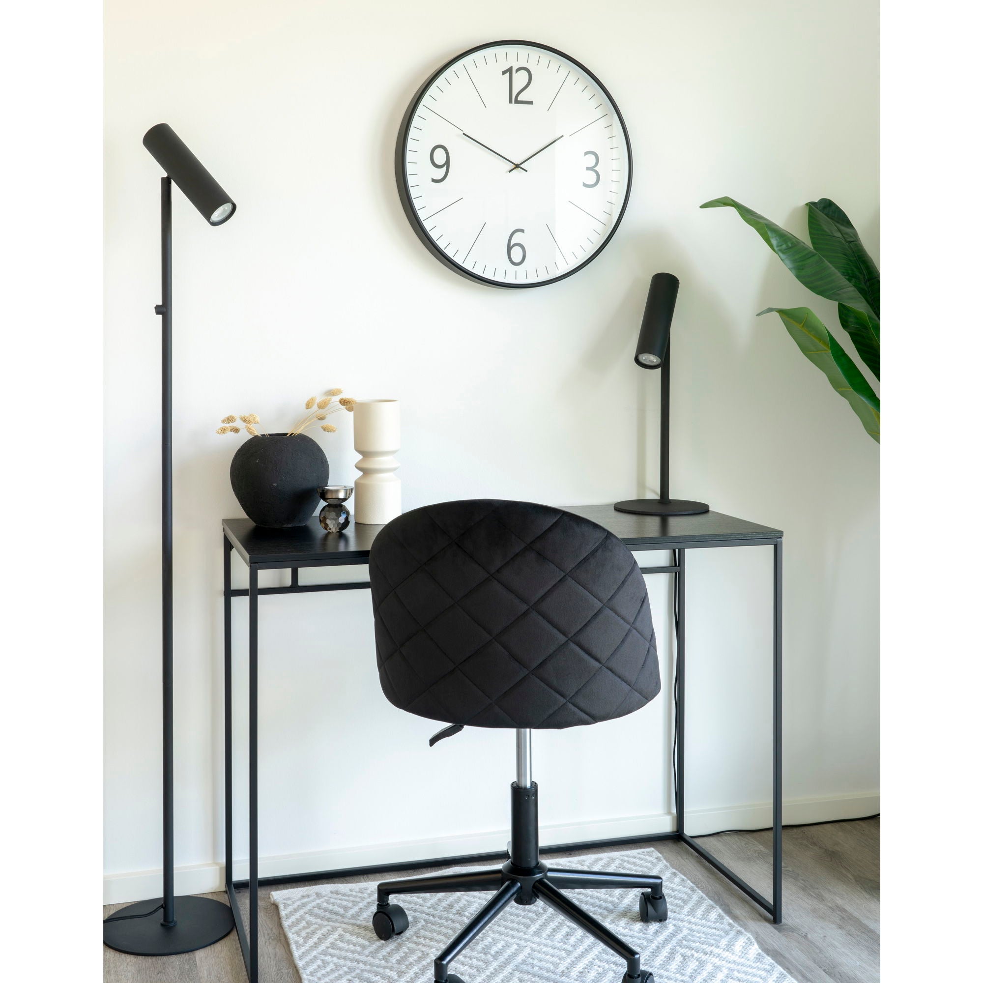 Farbe Biel – Wanduhr, Ø51 cm, schwarz/weiß, lautlos, klassisches Design
